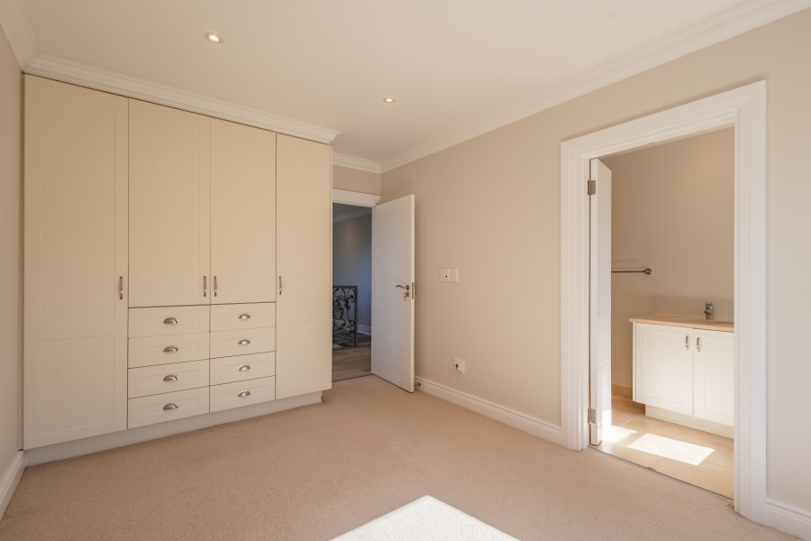 4 Bedroom Property for Sale in Thesen Islands Western Cape